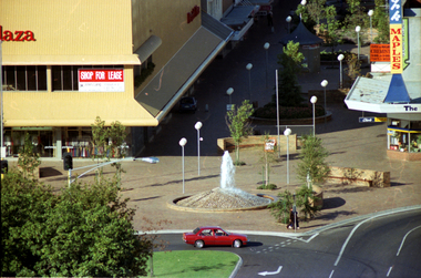 Bridge Mall western entry