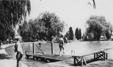Eureka Stockade swimming pool 1950's