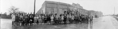 Workers in front of George farmers
