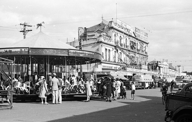 Grenville Street 1938 Floral Festival