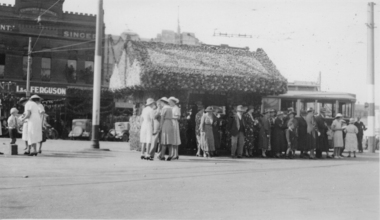 Waiting for Tram 1938 Grenville St