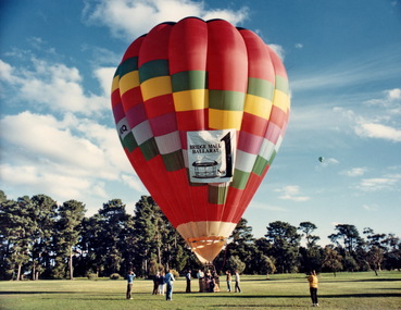 Opening of Bridge Mall hot air balloon