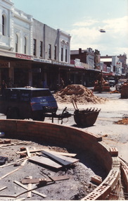 Bridge Mall being built, Max Harris
