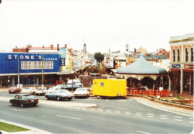 Bridge Mall being built loooking from Bakery Hill, Max Harris