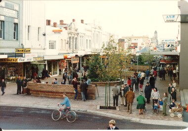Opening of Bridge Mall, Max Harris