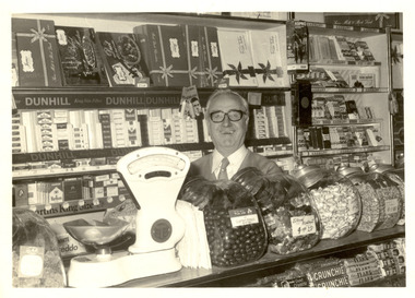 Jack Conder in shop