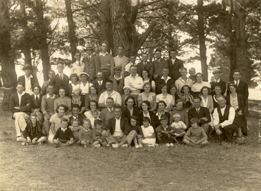 Regent Staff Picnic (1944)