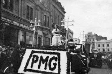 Begonia Festival 1954 (taken by Norma Sterritt), Norma Sterritt