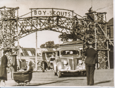 Print - Photograph by Herb Richmond, Ballarat, 1938 Centenary