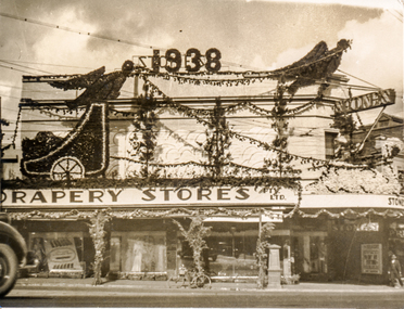 Print - Photograph by Herb Richmond, Ballarat, 1938 Centenary