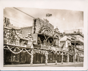 Print - Photograph by Herb Richmond, Ballarat, 1938 Centenary. Boyd's Sturt St