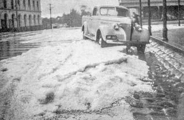 Print, Snow, Cnr Lydiard & Mair Sts, Ballarat, ca 02/12/1940