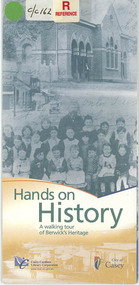 Pamphlet, Casey Cardinia Library Corporation, Hands on history : a walking tour of Berwick's heritage, May 2006