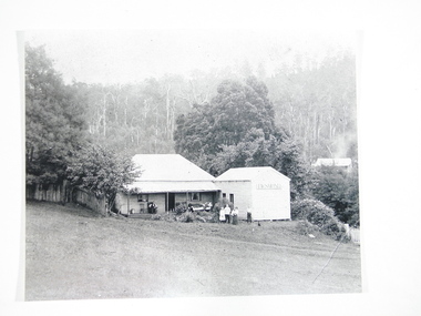 photograph, Desmond, home of O'Hara family