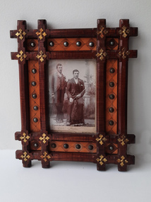 Fiddleback Frame