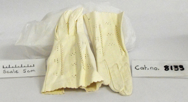 Gloves, Ladies' or Child's kid leather gloves, Circa 1900's