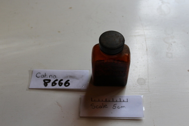 Glass jar