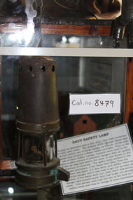 Davy safety lamp