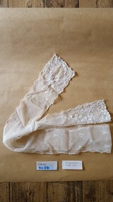 Netting scarf