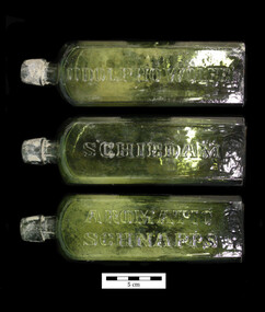 Bottle, glass, Between 1859-1941