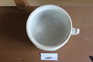 Chamber Pot