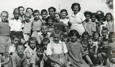 Photograph, School group, Platrithia Ithaca, c1951