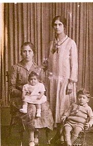 Photograph, Family group, c1920s