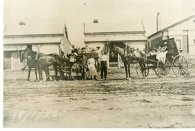 Photograph, Greeks in Mildura, 18 April 1920