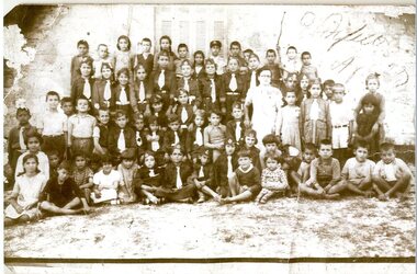 Photograph, Platrithia Primary School, Ithaca, 1939