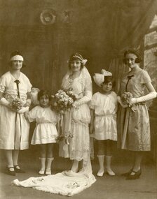 Photograph, Ekaterina Paxinos-Lekatsas wedding, c1924