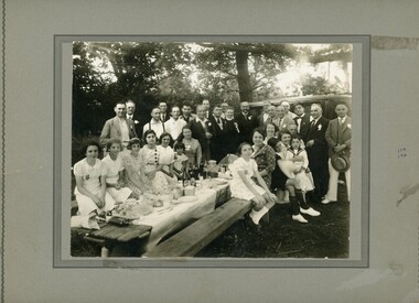 Photograph, Ithacan picnic group, 1935