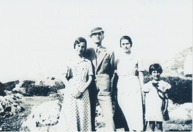 Photograph, The 'Kiniotes', c19
