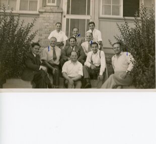 Photograph, Family group at Newcastle, c1950s