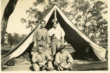Photograph, WW2 Australian Defence Forces - Allied Aliens, c1942