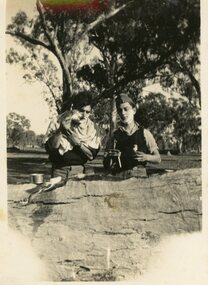Photograph, WW2 Australian Defence Forces - Allied Aliens, c 1942