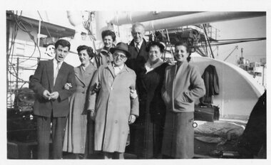 Photograph, Family group at Station Pier, Port Melbourne, c1955