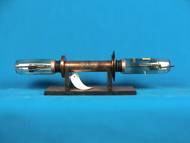 Marconi Valve, Transmitting, with stand