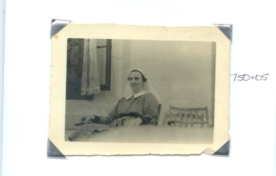Photograph of Gwladys Thomas ca.1941