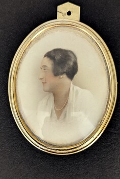 Colured photograh of Leah Rosenthal [ca.1920's]