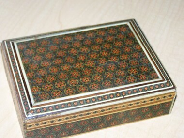 Persian jewelry box from Istfahan