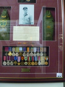 Memorabilia - Presentation frame, Warrant Officer, Class 2 Keith Payne