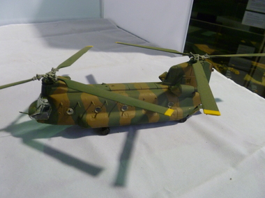 Model, Chinook