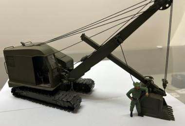 Model Bucyrus Dragline tracked bucket excavator
