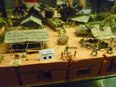 Model - Diorama, Cordon and Search