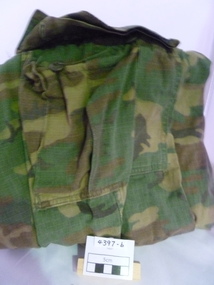 Uniform - Uniform, SAS, US issue camouflage jacket and pants