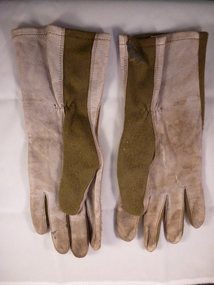 Uniform - Uniform, Army, Flying Gloves, C.1965
