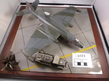 Model - Diorama, Canberra Bomber 233