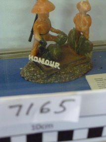 Model, 'Honour'
