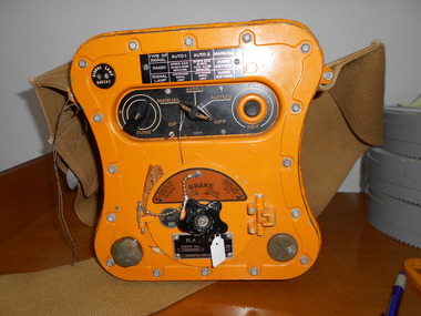 Equipment - Bendix Transmitter, "Gibson Girl" radio
