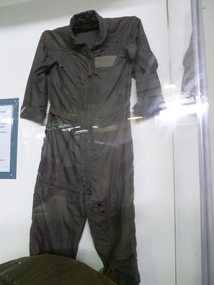 Uniform, Flying suit